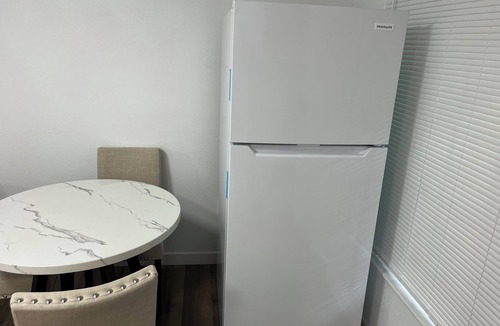 Olympic Hills Apartment | Quaint studio with WiFi in amazing Seattle