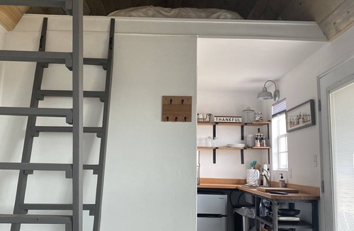 Clay Springs House | Quaint Tiny Home on Working Homestead-20 mins from Show Low!