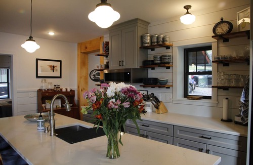 Day House | Quaint traditional Adirondack camp with modern amenities.