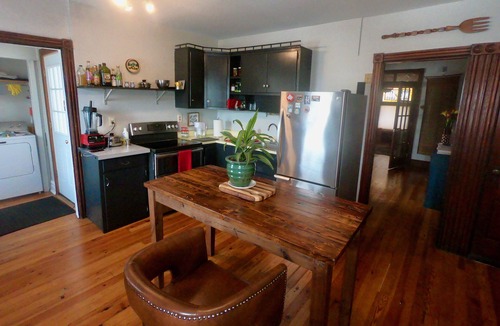 Emmaus House | QUAINT VICTORIAN HOUSE