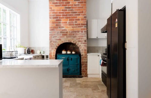 Bendigo House | Quaint Victorian Townhouse