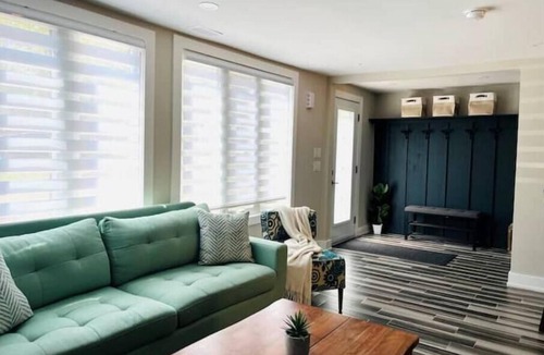 Wasaga Beach House | Quaint Wasaga Beach Retreat