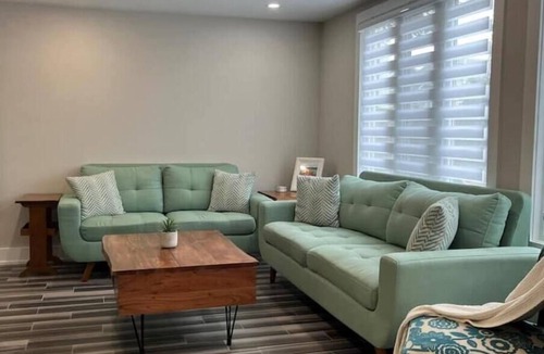 Wasaga Beach House | Quaint Wasaga Beach Retreat