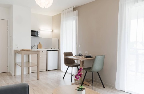 Saint-Berthevin Hotel | Quality Aparthotel St-Berthevin Laval