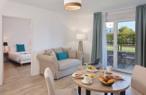 Olivet Hotel | Quality Aparthotel Orléans Sud Zenith