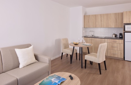 Ploermel Apartment | Quality Aparthotel Ploërmel