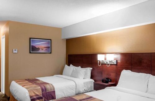 Gander Hotel | Quality Hotel & Suites