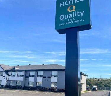 Normandie Hotel | Quality Inn Saint-Jean-sur-Richelieu