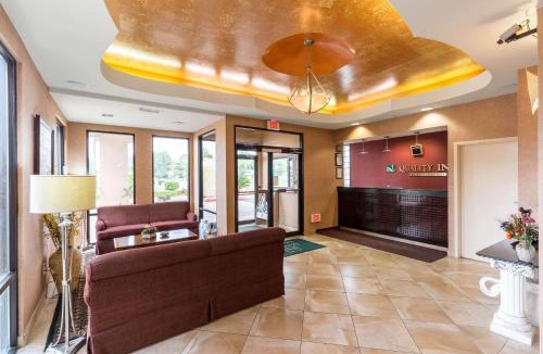 Alexandria Hotel | Quality Inn Alexandria