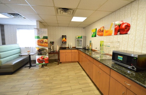 Bedford Hotel | Quality Inn Alexis Rd