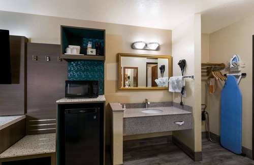 Alpine Hotel | Quality Inn Alpine