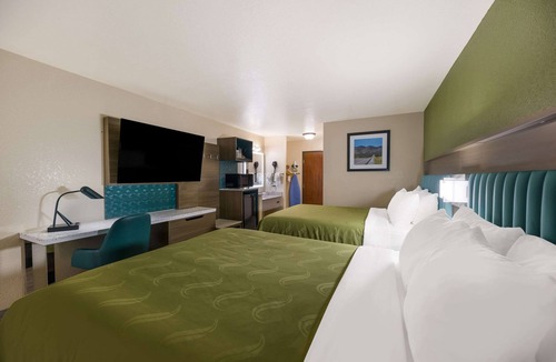 Alpine Hotel | Quality Inn Alpine