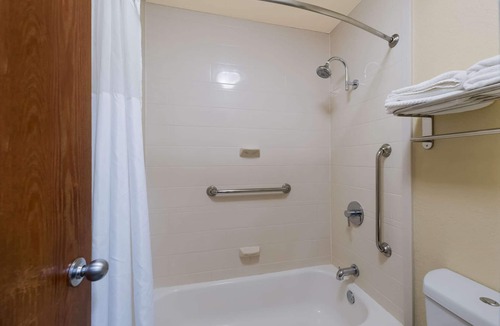 Alpine Hotel | Quality Inn Alpine