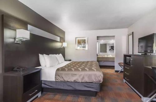 Stuttgart Hotel | Quality Inn and Suites