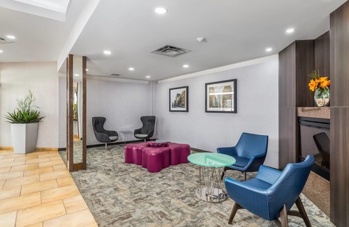 Winnipeg Hotel | Quality Inn and Suites Winnipeg