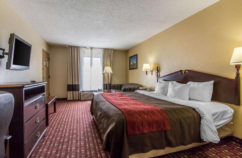 Andalusia Hotel | Quality Inn Andalusia