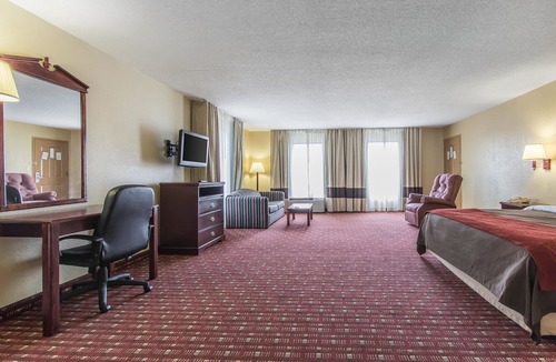 Andalusia Hotel | Quality Inn Andalusia