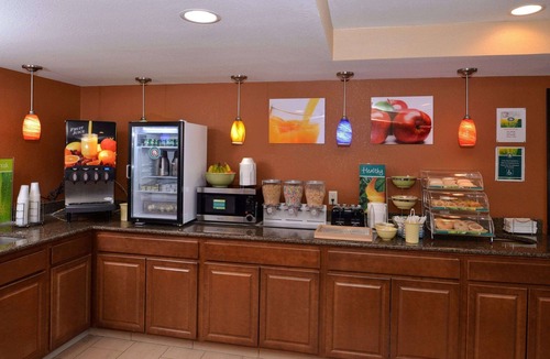 Appleton Hotel | Quality Inn Appleton West