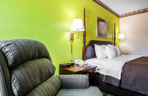Arcola Hotel | Quality Inn Arcola