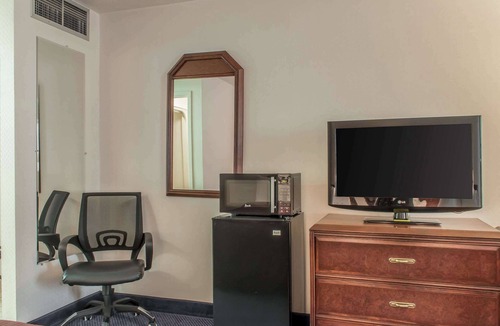 Bedford Hotel | Quality Inn Bedford