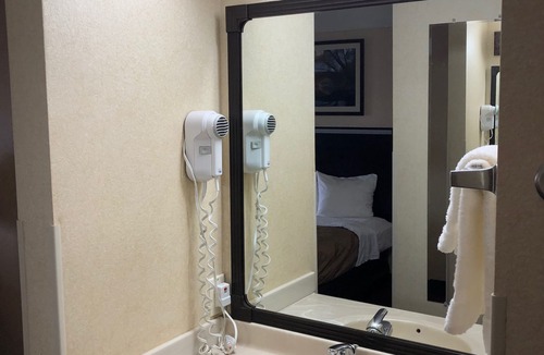 Boyd Acres Hotel | Quality Inn Bend North