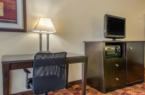 Bloomington Hotel | Quality Inn Bloomington near University