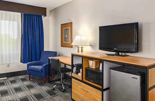 Buzzards Bay Hotel | Quality Inn Bourne - Cape Cod