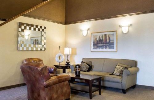 Brandon Hotel | Quality Inn Brandon - Sioux Falls