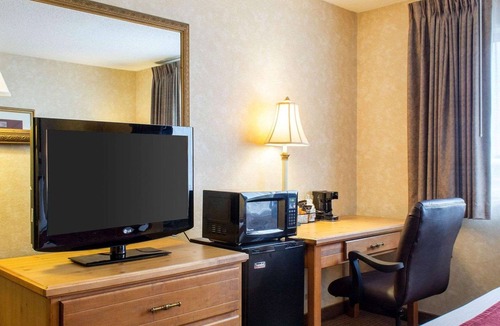 Brandon Hotel | Quality Inn Brandon - Sioux Falls