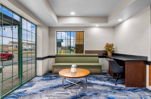Brewerton Hotel | Quality Inn Brewerton - Syracuse Oneida Lake Area