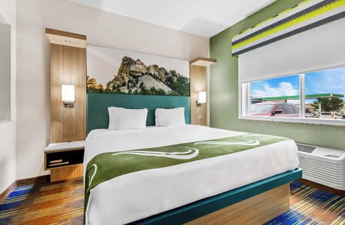 Brookings Hotel | Quality Inn Brookings - University