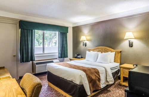 Buffalo Hotel | Quality Inn Buffalo
