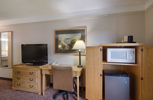 Buffalo Hotel | Quality Inn Buffalo