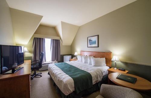 Riviere Du Loup Hotel | Quality Inn
