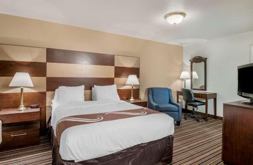Roseburg Hotel | Quality Inn Central Roseburg