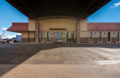 Chickasha Hotel | Quality Inn Chickasha