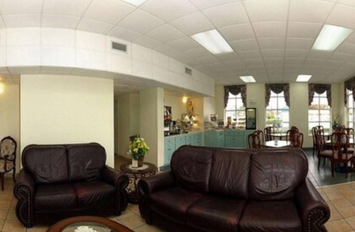 Chipley Hotel | Quality Inn Chipley I-10 at Exit 120