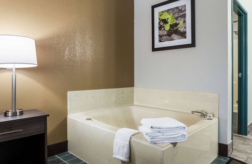 Clare Hotel | Quality Inn Clare