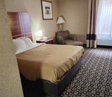 Clarion Hotel | Quality Inn Clarion