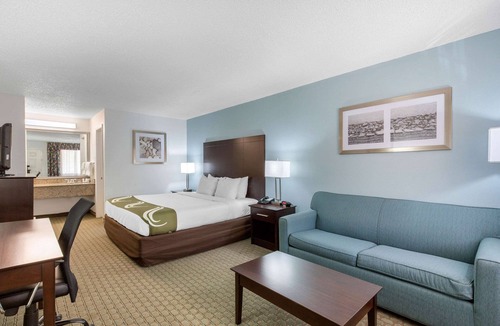 Clute Hotel | Quality Inn Clute Freeport