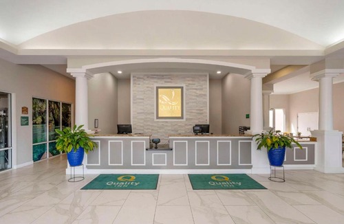 Citrus Hills Hotel | Quality Inn Conference Center at Citrus Hills