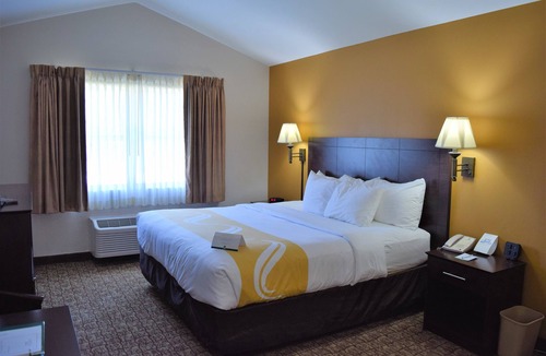 Citrus Hills Hotel | Quality Inn Conference Center at Citrus Hills