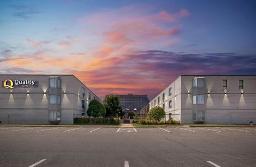 Midland Hotel | Quality Inn & Conference Centre