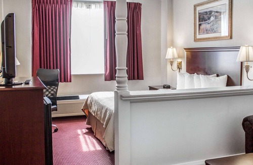 Franklin Hotel | Quality Inn & Conference Center Franklin Downtown