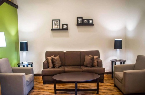 Conway Hotel | Quality Inn Conway Northwest