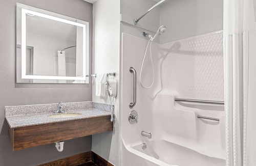 Cornelia Hotel | Quality Inn Cornelia