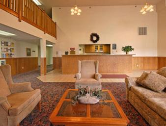 Creston Hotel | Quality Inn Creston