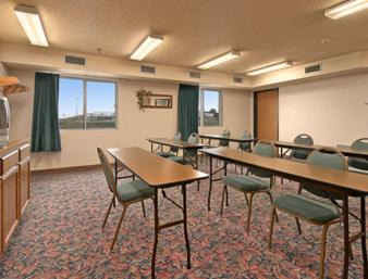 Creston Hotel | Quality Inn Creston