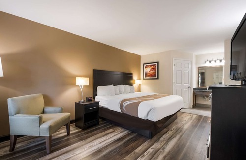Decherd Hotel | Quality Inn Decherd - Winchester