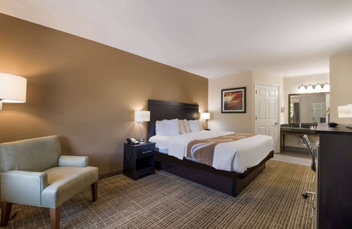 Decherd Hotel | Quality Inn Decherd - Winchester